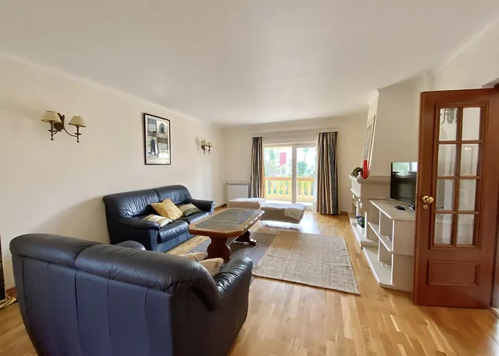 House D Ana ラゴス